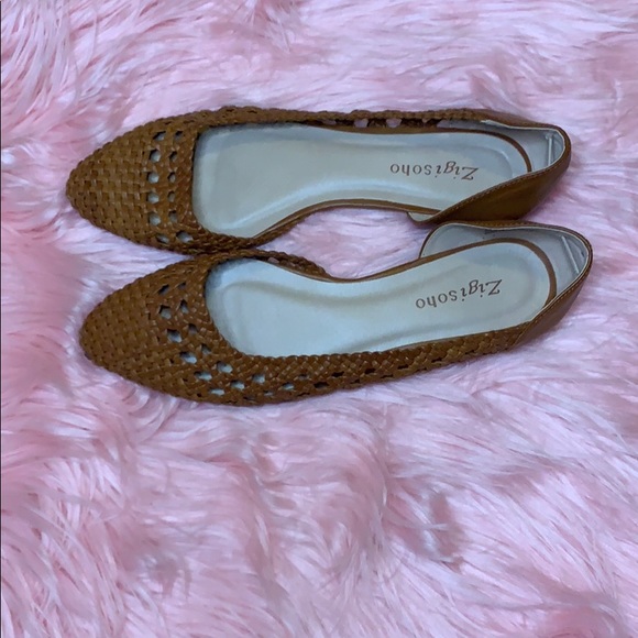Zigisohi “Telina” Flats only worn once! - Picture 2 of 5
